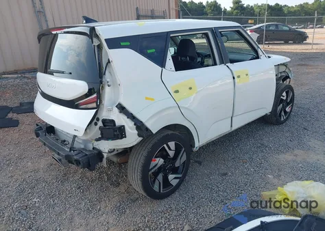 2023 Kia Soul Gt-Line z USA, uszkodzony, nr VIN KNDJ53AU3P7869413